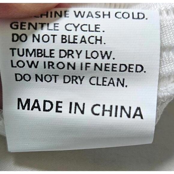 White Textured Women's Crop Top NWOT Size Small - Picture 4 of 8